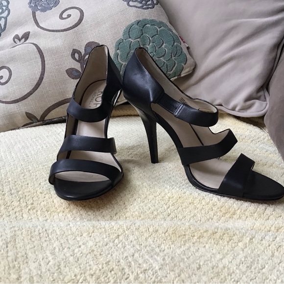 Kors by Michael Kors Open Toe Sandals - Picture 4 of 11